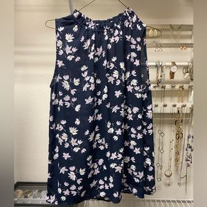 Loft top for work or out